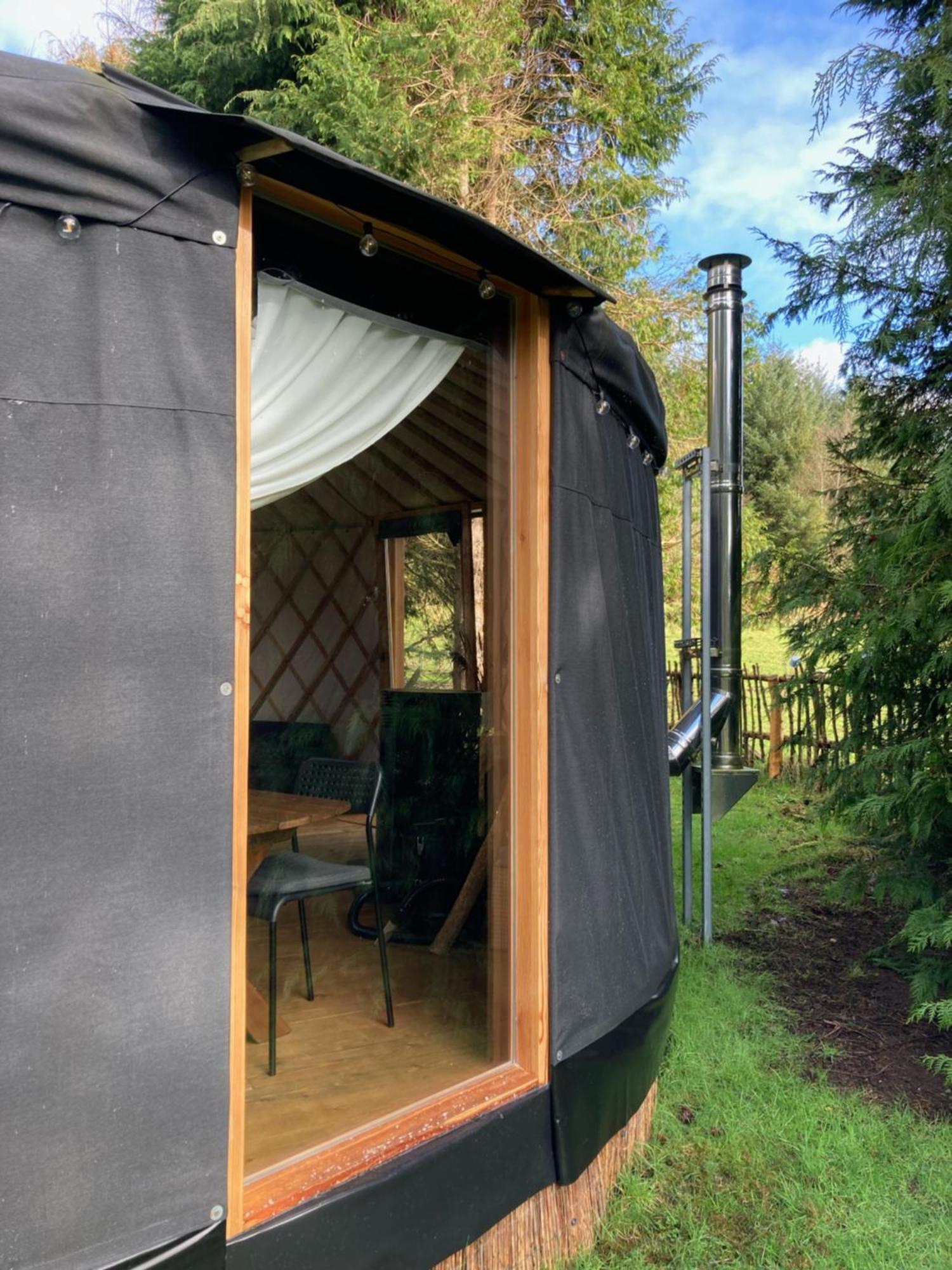 Aughavannagh Yurt Glamping *